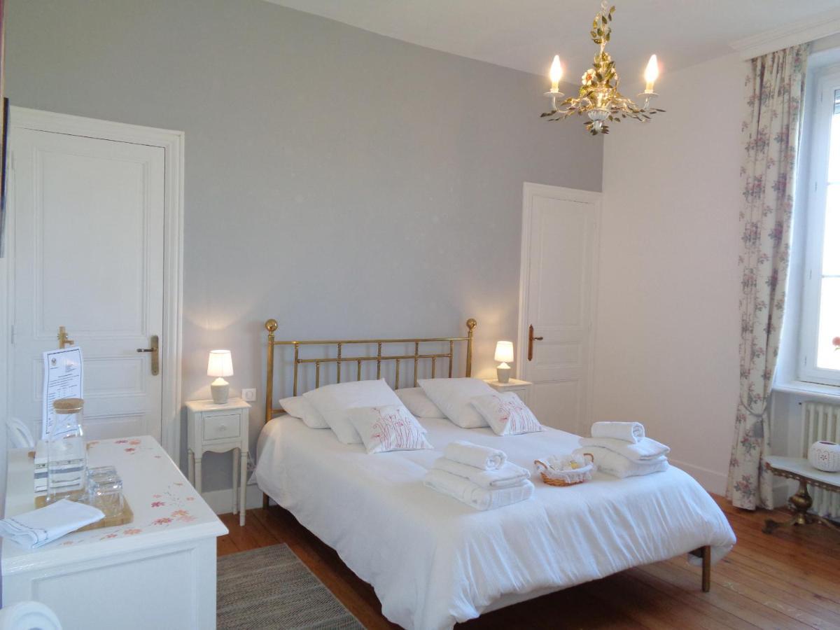 Domaine Berenguer Bed and Breakfast Ouches Εξωτερικό φωτογραφία