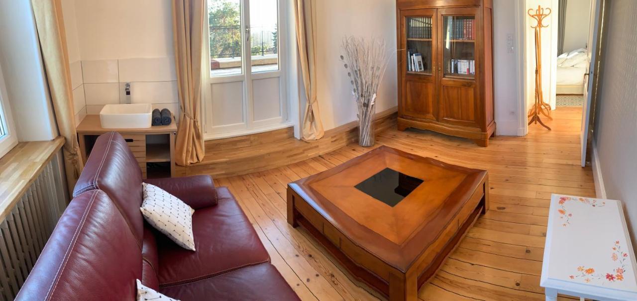 Domaine Berenguer Bed and Breakfast Ouches Εξωτερικό φωτογραφία