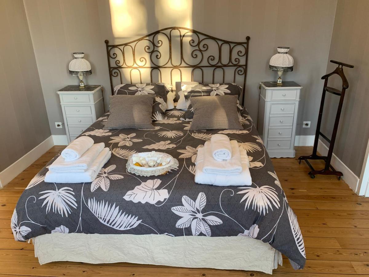 Domaine Berenguer Bed and Breakfast Ouches Εξωτερικό φωτογραφία